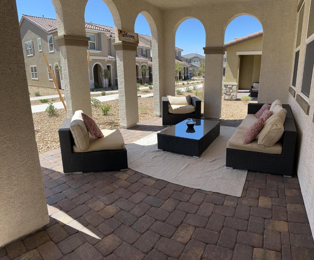 Beautiful Brand New 2 Bedroom Vegas Home! Fits 12 Or More,15-20 Minutes From Lv Strip Las Vegas Luaran gambar
