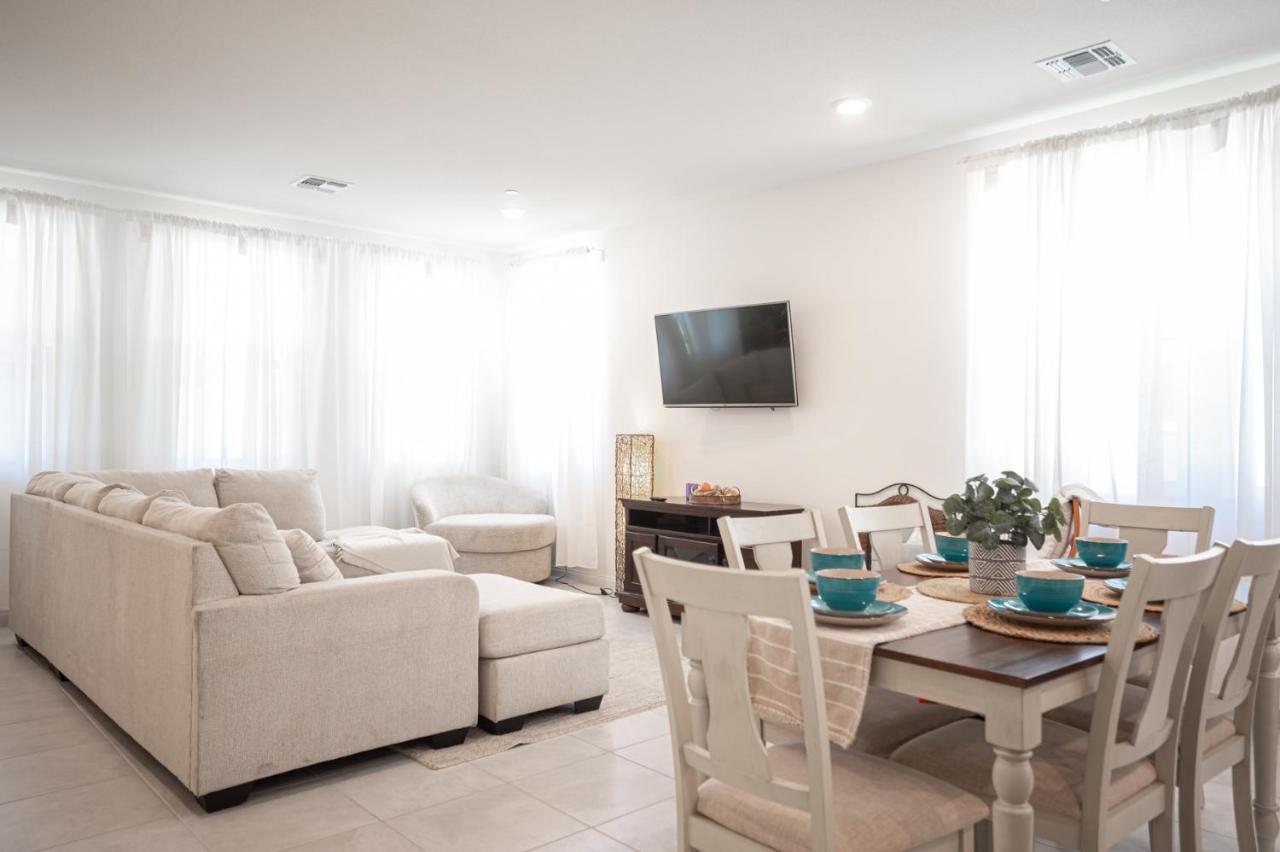Beautiful Brand New 2 Bedroom Vegas Home! Fits 12 Or More,15-20 Minutes From Lv Strip Las Vegas Luaran gambar