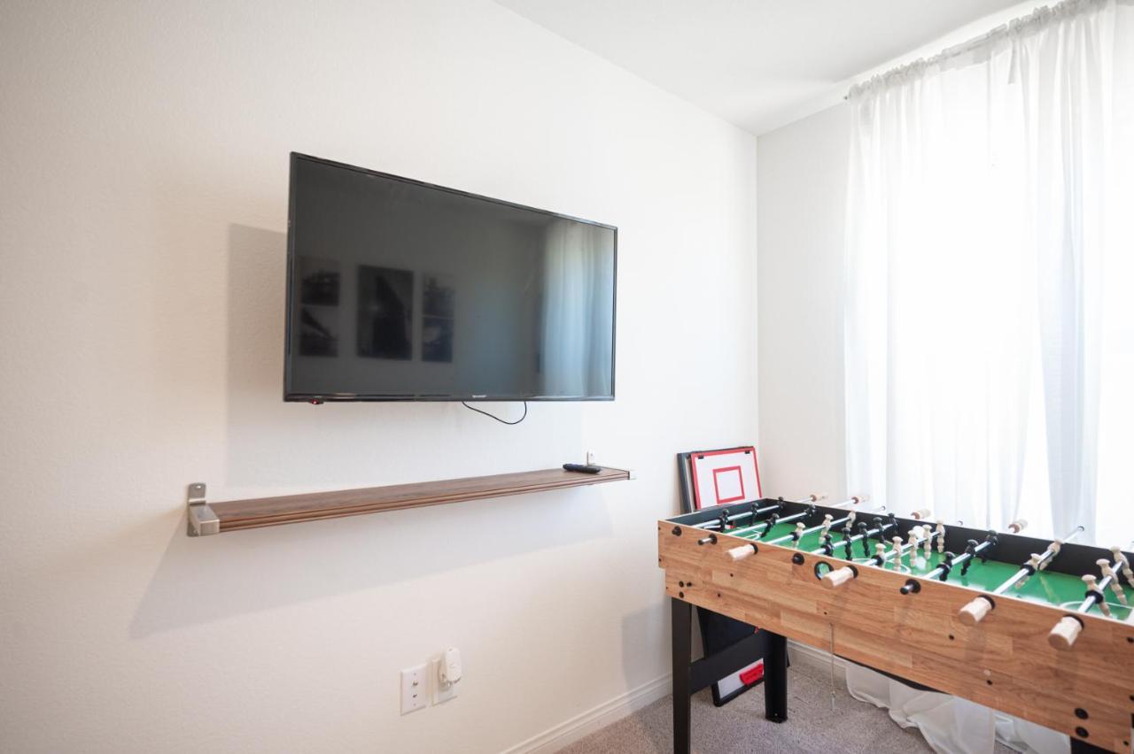 Beautiful Brand New 2 Bedroom Vegas Home! Fits 12 Or More,15-20 Minutes From Lv Strip Las Vegas Luaran gambar